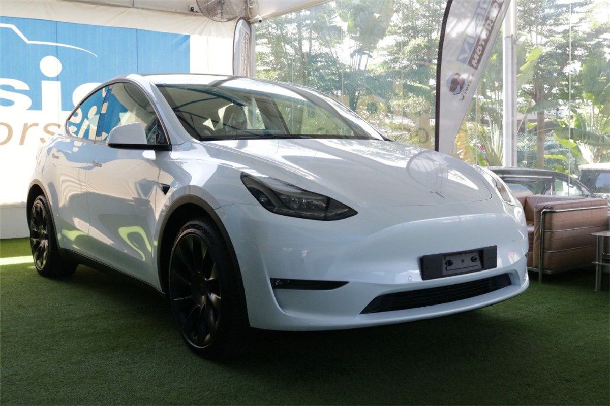 Tesla Model 3 di Vision Motorsport